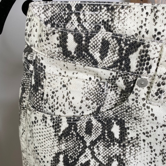 Black and White Denim Snakeprint Mini Skirt - Picture 4 of 5